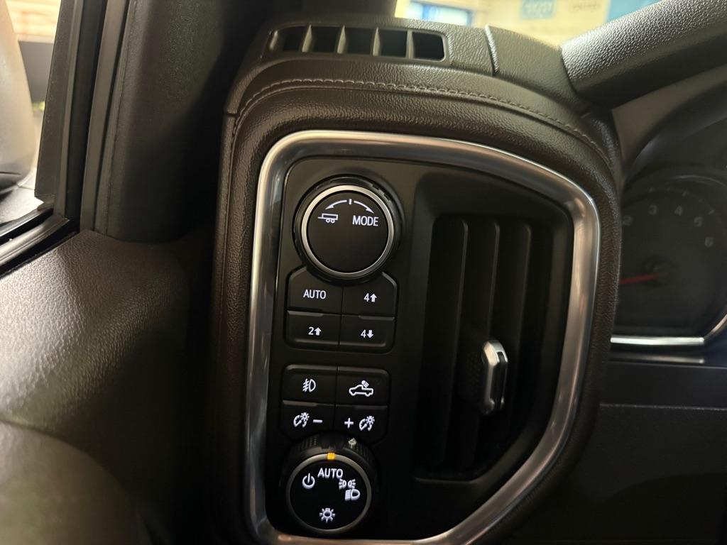 Chevrolet Silverado 1500 RST Crew Cab 4WD 2020