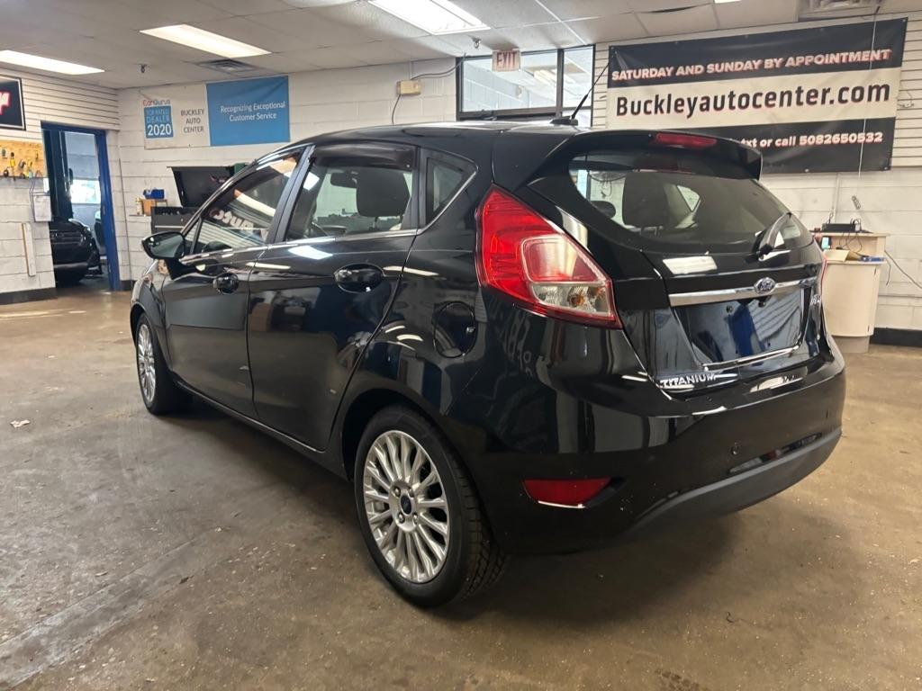 Ford Fiesta Titanium Hatchback 2016