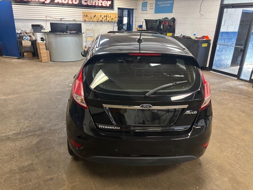 Ford Fiesta Titanium Hatchback 2016