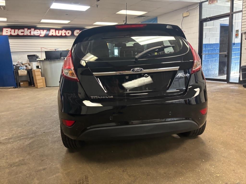 Ford Fiesta Titanium Hatchback 2016