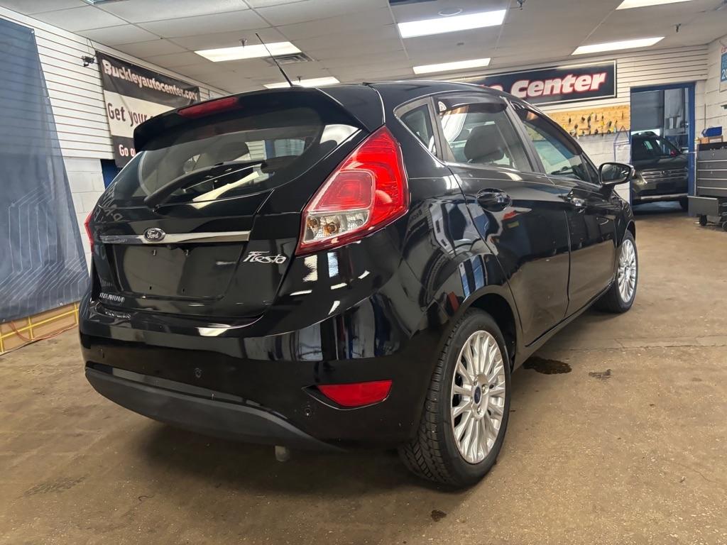 Ford Fiesta Titanium Hatchback 2016