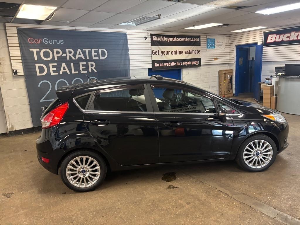 Ford Fiesta Titanium Hatchback 2016