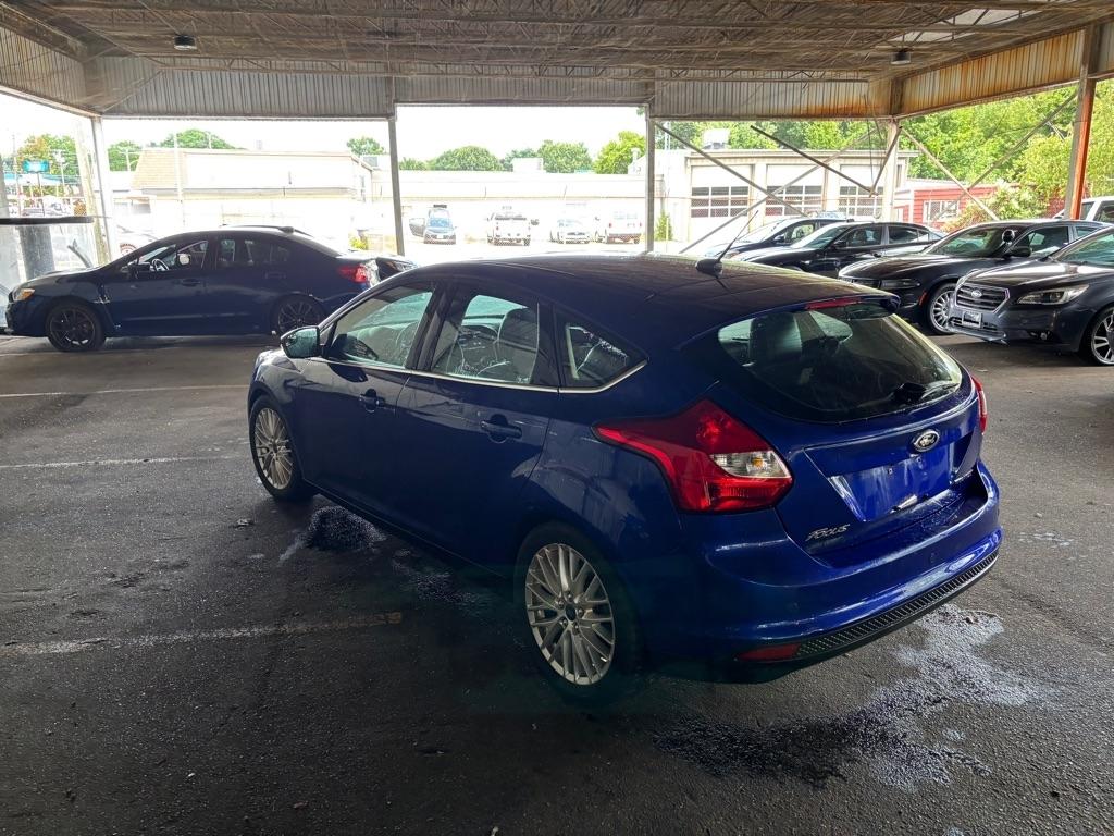Ford Focus Titanium Hatch 2014