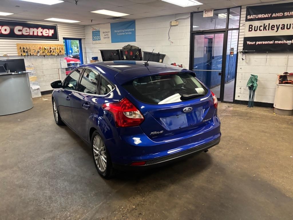 Ford Focus Titanium Hatch 2014