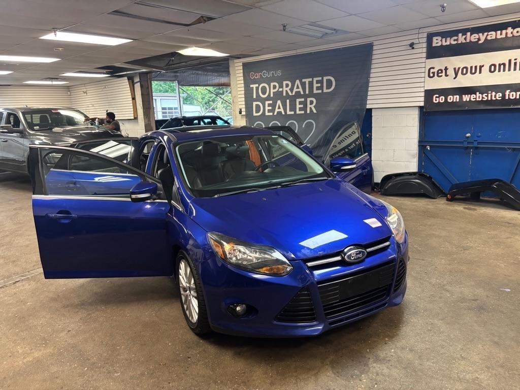 Ford Focus Titanium Hatch 2014