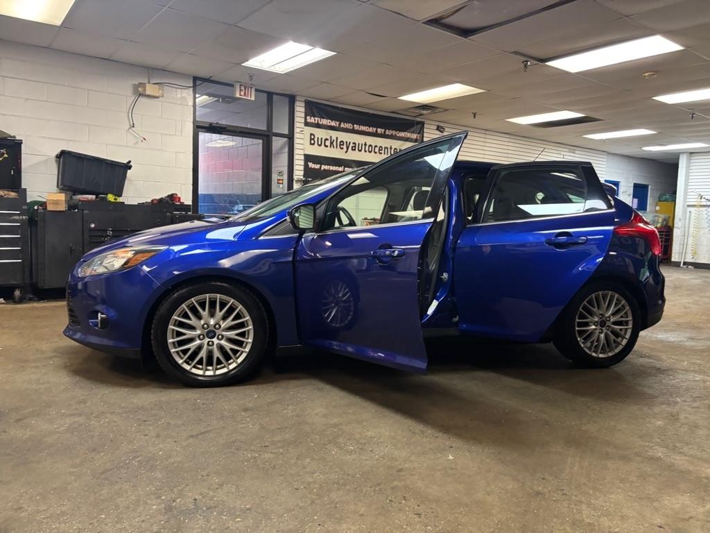 Ford Focus Titanium Hatch 2014