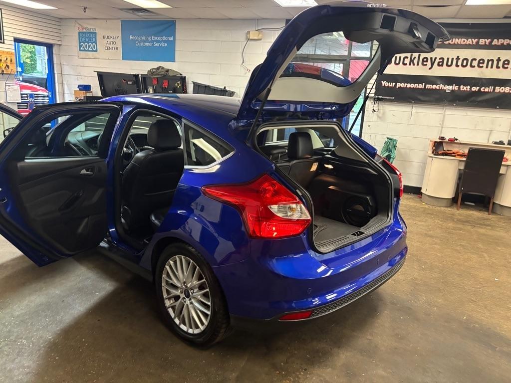 Ford Focus Titanium Hatch 2014