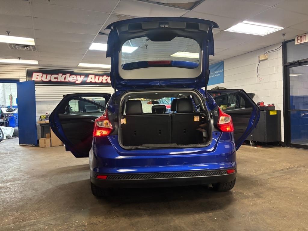 Ford Focus Titanium Hatch 2014