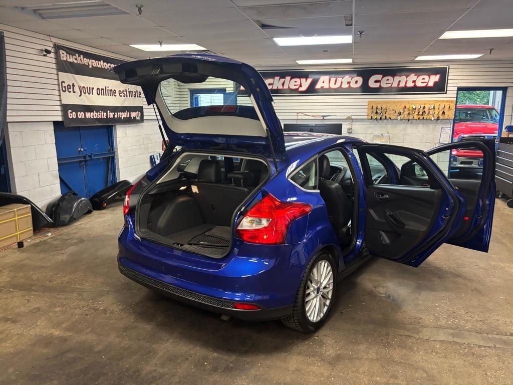 Ford Focus Titanium Hatch 2014