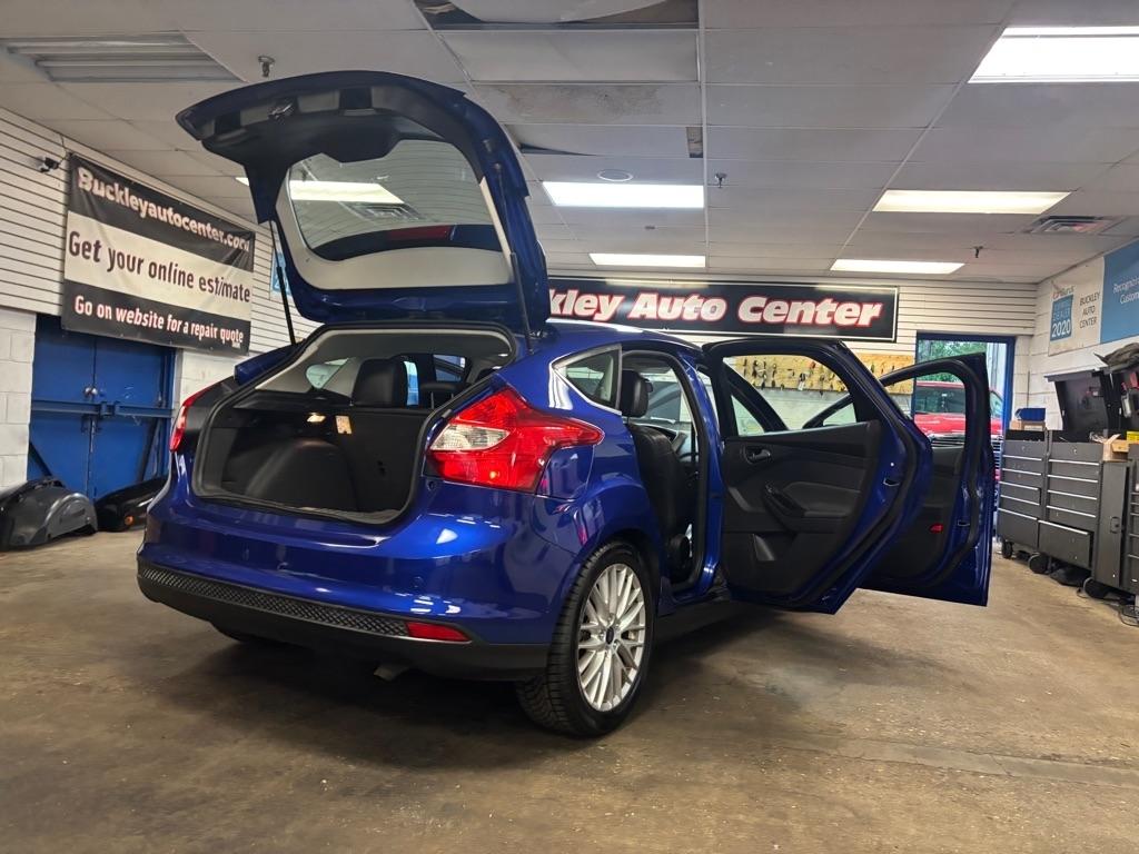 Ford Focus Titanium Hatch 2014