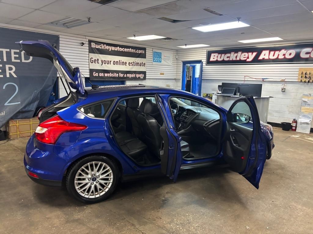 Ford Focus Titanium Hatch 2014