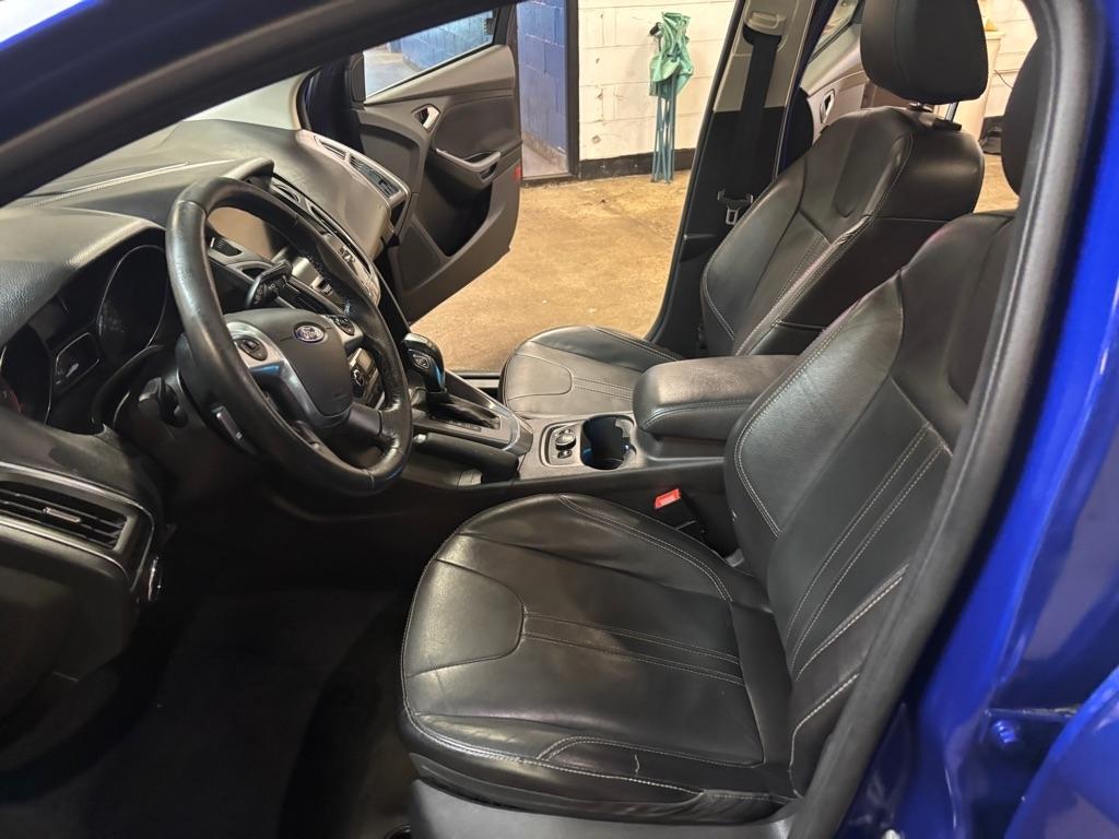 Ford Focus Titanium Hatch 2014