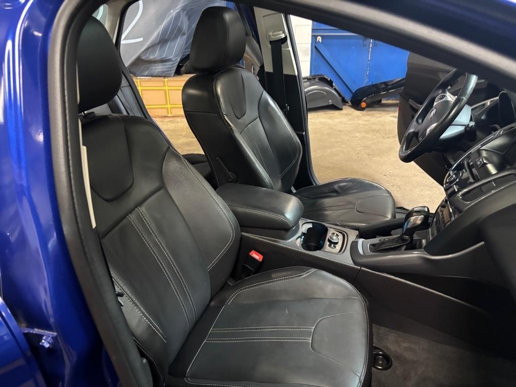 Ford Focus Titanium Hatch 2014