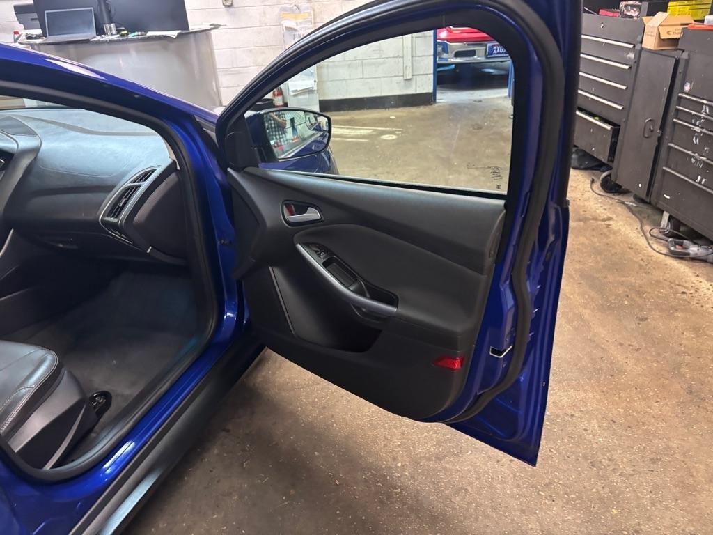 Ford Focus Titanium Hatch 2014