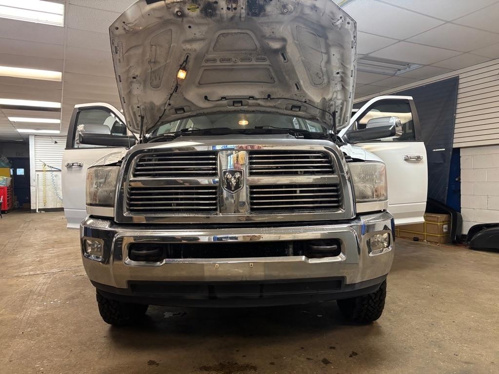 Dodge 3500 Laramie Crew Cab LWB 4WD DRW 2012