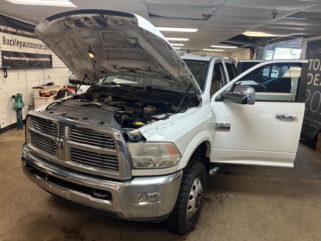 Dodge 3500 Laramie Crew Cab LWB 4WD DRW 2012
