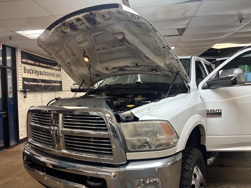 Dodge 3500 Laramie Crew Cab LWB 4WD DRW 2012