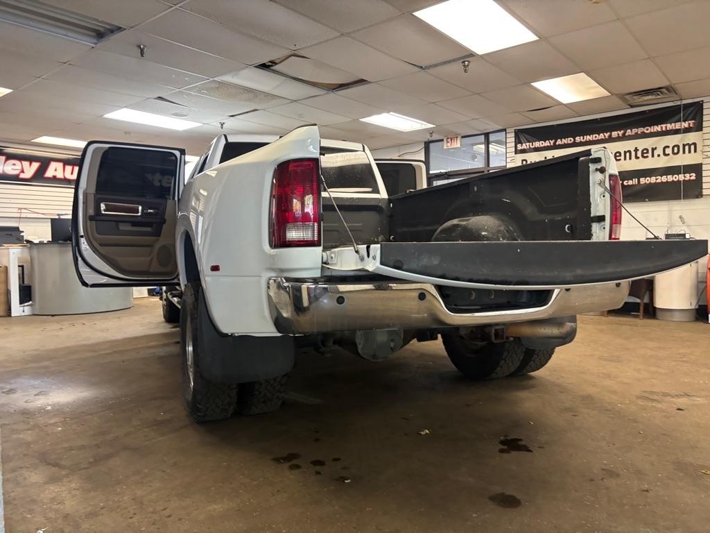Dodge 3500 Laramie Crew Cab LWB 4WD DRW 2012