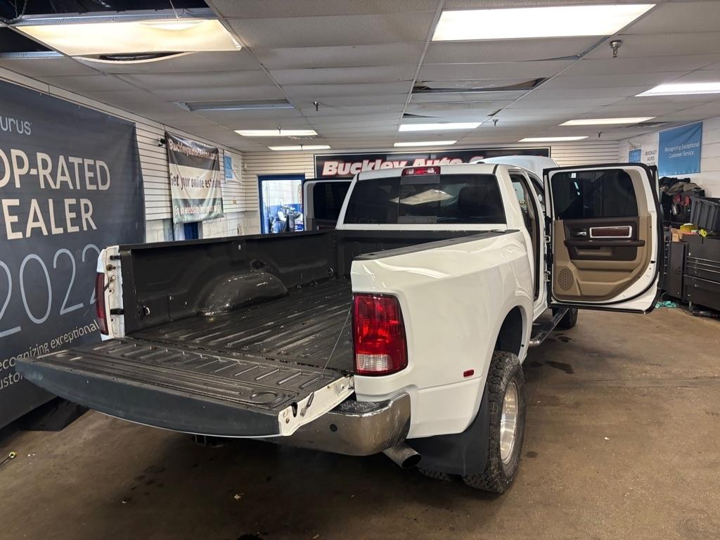 Dodge 3500 Laramie Crew Cab LWB 4WD DRW 2012
