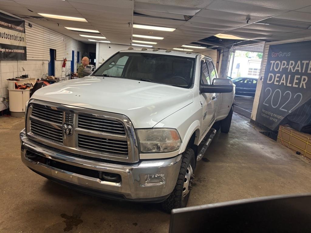Dodge 3500 Laramie Crew Cab LWB 4WD DRW 2012