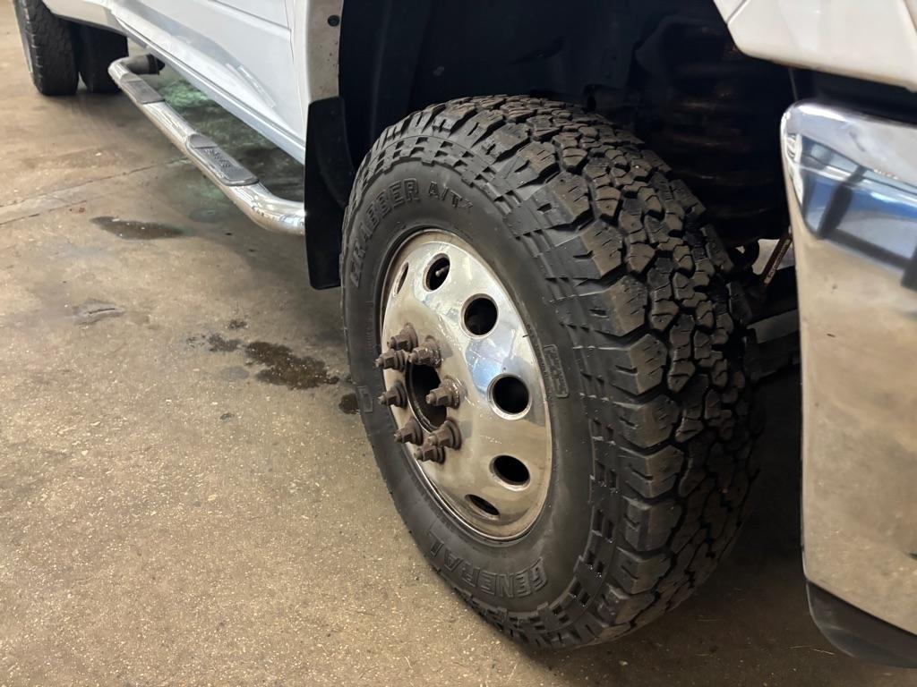 Dodge 3500 Laramie Crew Cab LWB 4WD DRW 2012