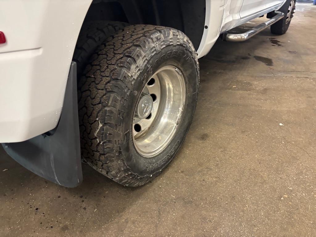 Dodge 3500 Laramie Crew Cab LWB 4WD DRW 2012