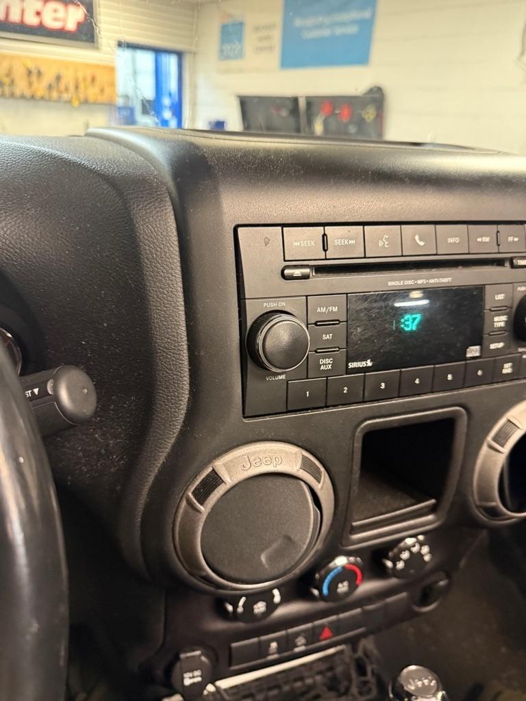 Jeep Wrangler Sport 4WD 2015