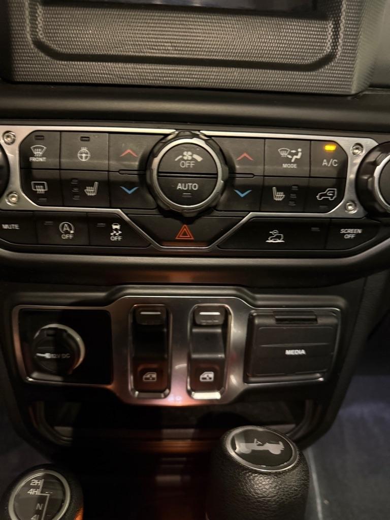 Jeep Wrangler Sport 2022