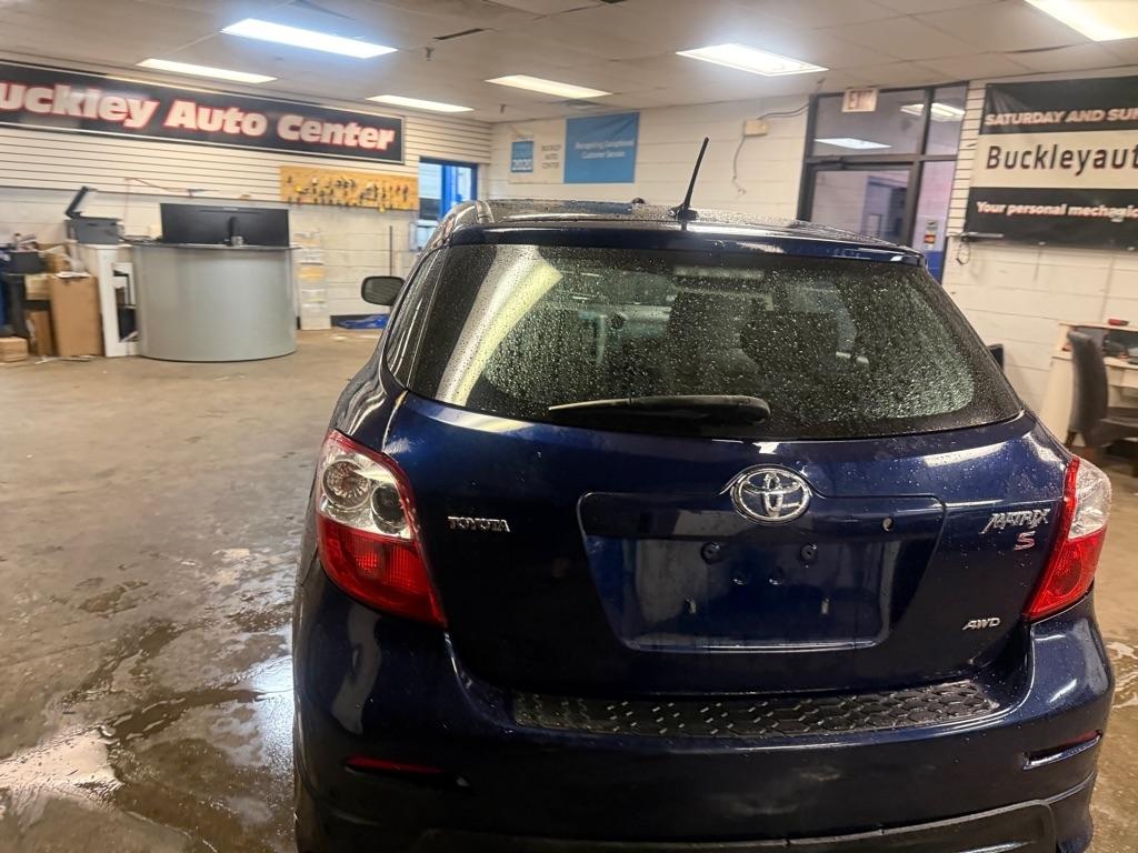 Toyota Matrix S AWD 4-Speed AT 2009