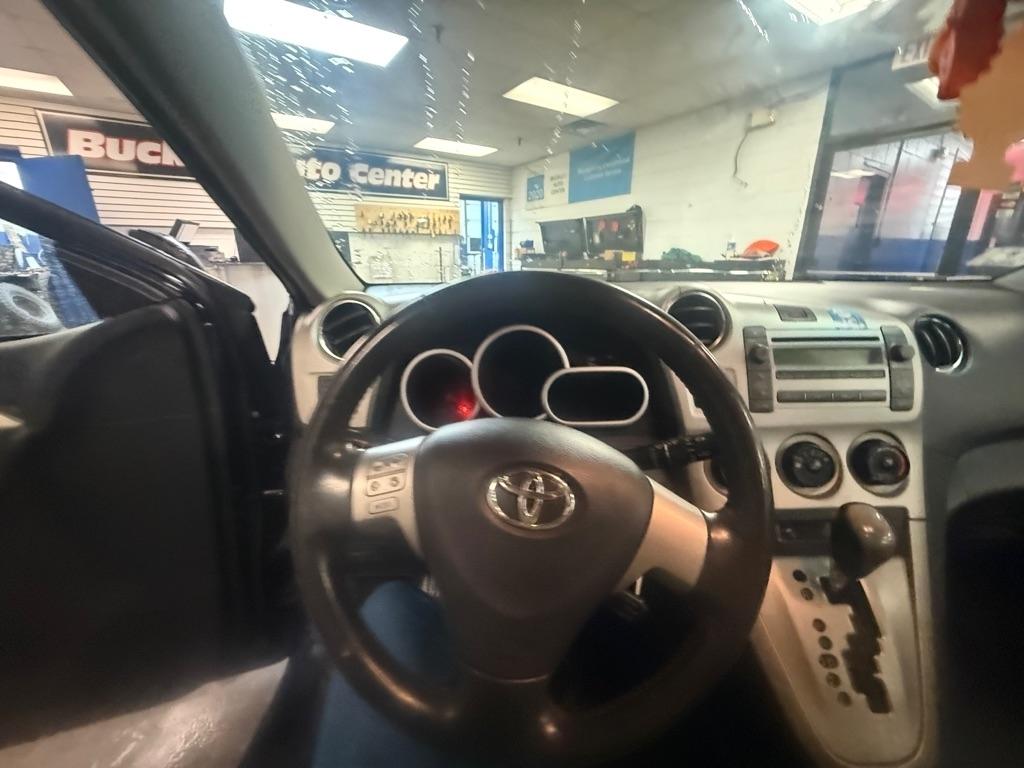 Toyota Matrix S AWD 4-Speed AT 2009