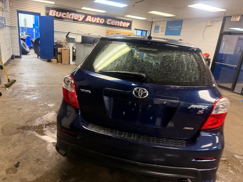 Toyota Matrix S AWD 4-Speed AT 2009