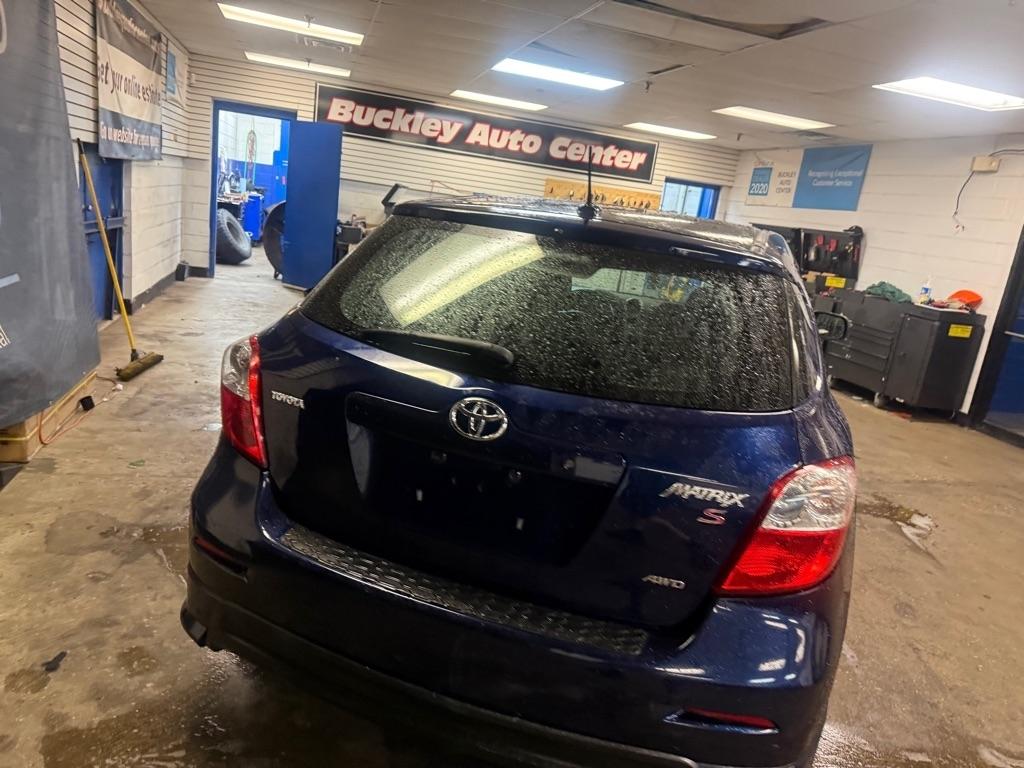 Toyota Matrix S AWD 4-Speed AT 2009