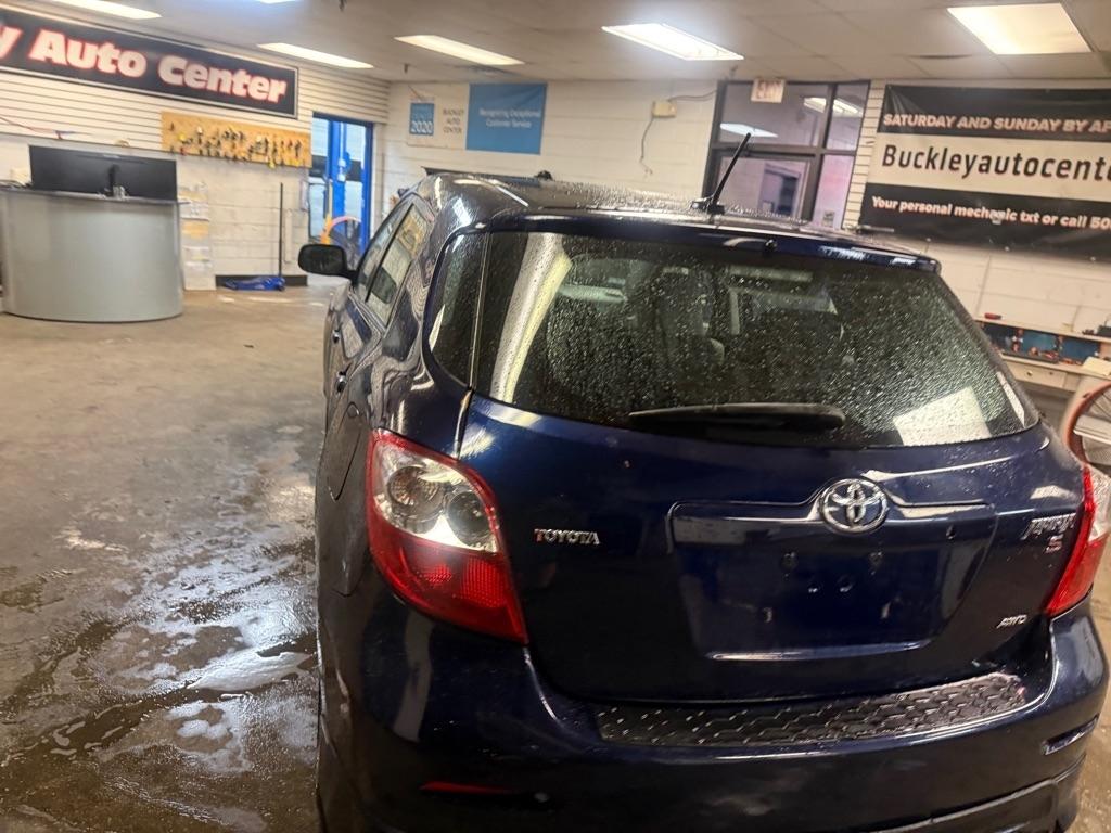 Toyota Matrix S AWD 4-Speed AT 2009