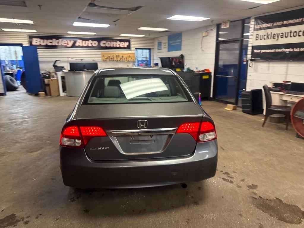 Honda Civic EX Sedan 5-Speed AT 2010