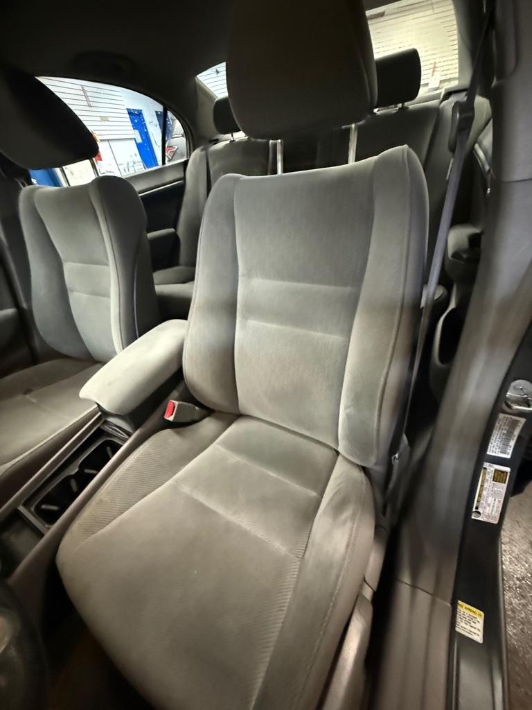 Honda Civic EX Sedan 5-Speed AT 2010
