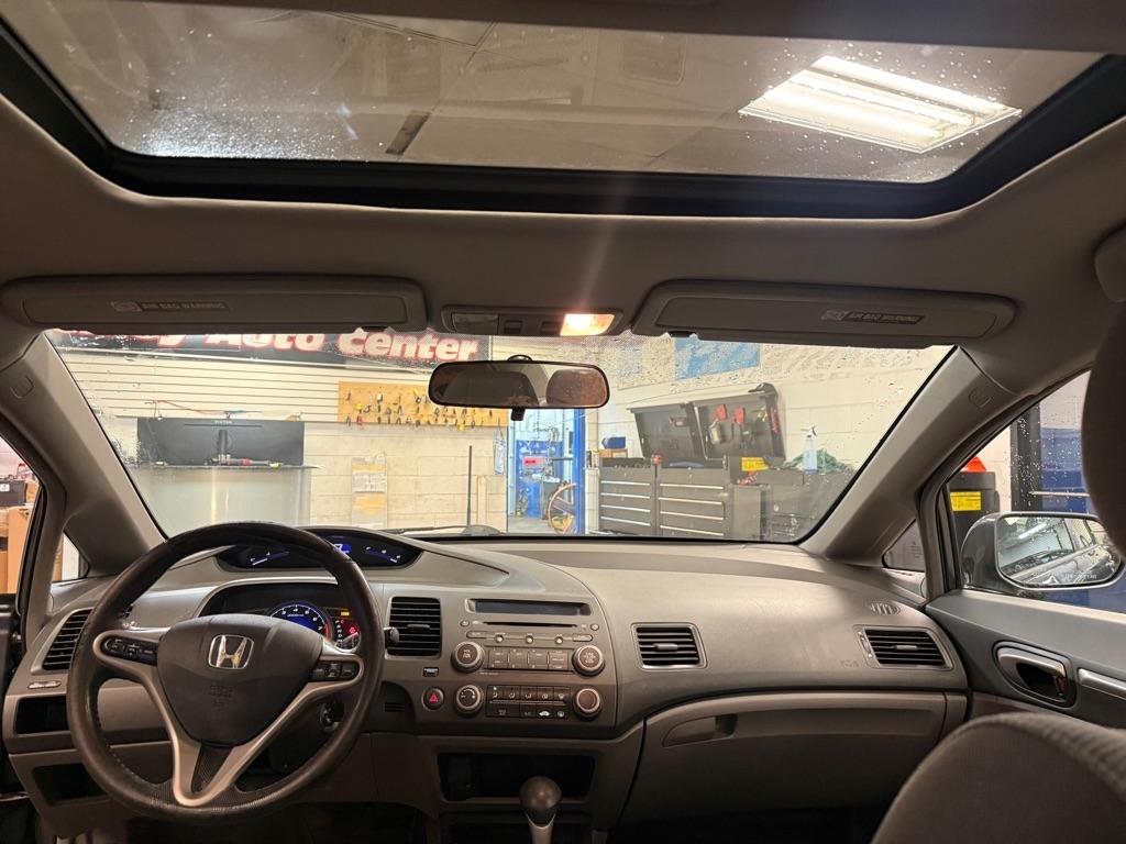 Honda Civic EX Sedan 5-Speed AT 2010