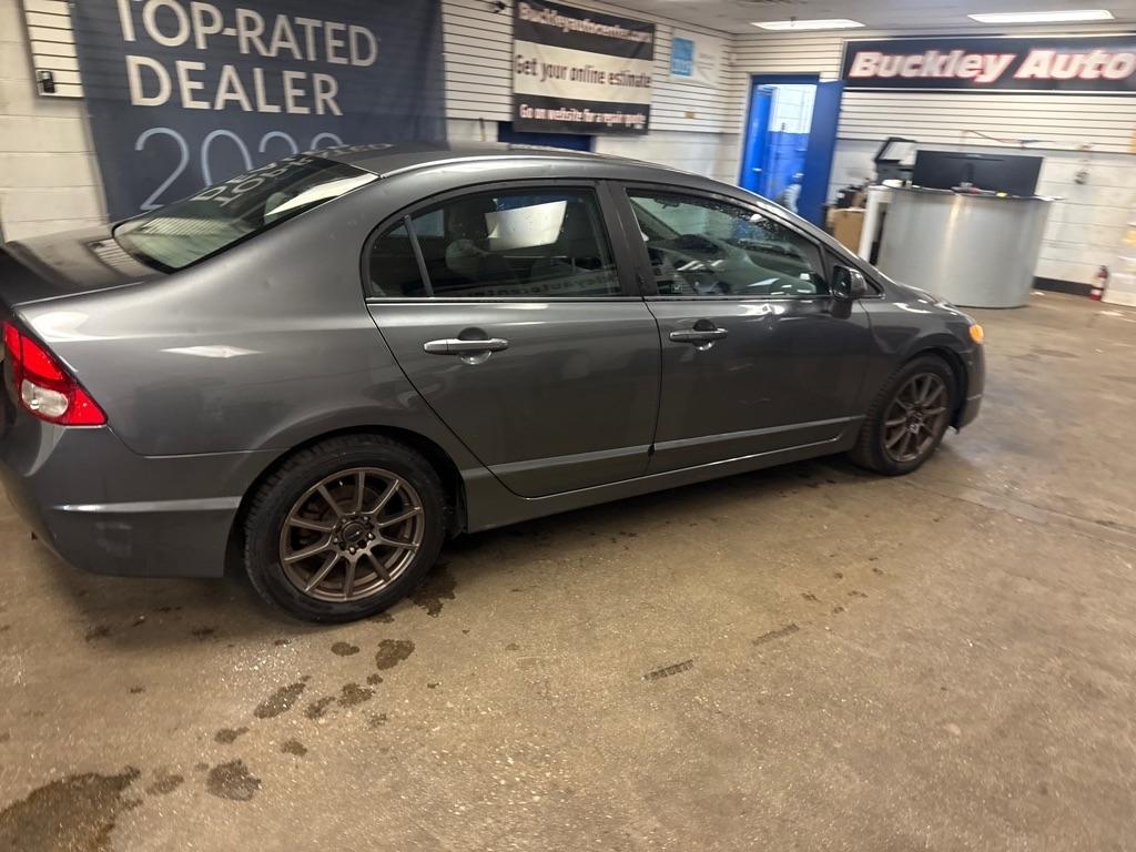 Honda Civic EX Sedan 5-Speed AT 2010