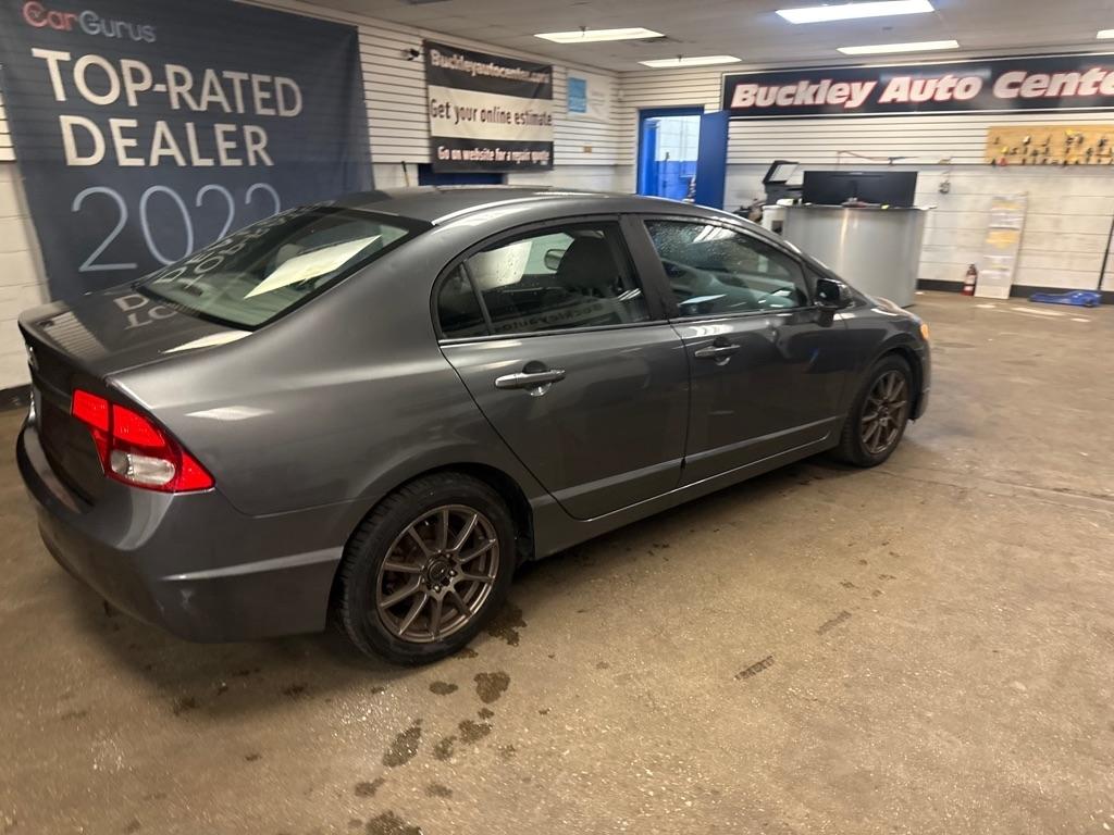 Honda Civic EX Sedan 5-Speed AT 2010