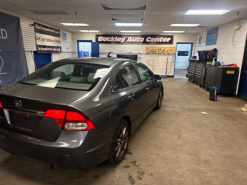 Honda Civic EX Sedan 5-Speed AT 2010