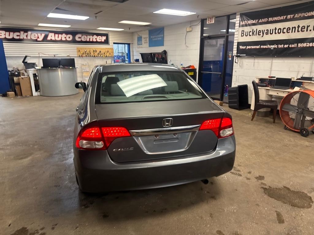 Honda Civic EX Sedan 5-Speed AT 2010