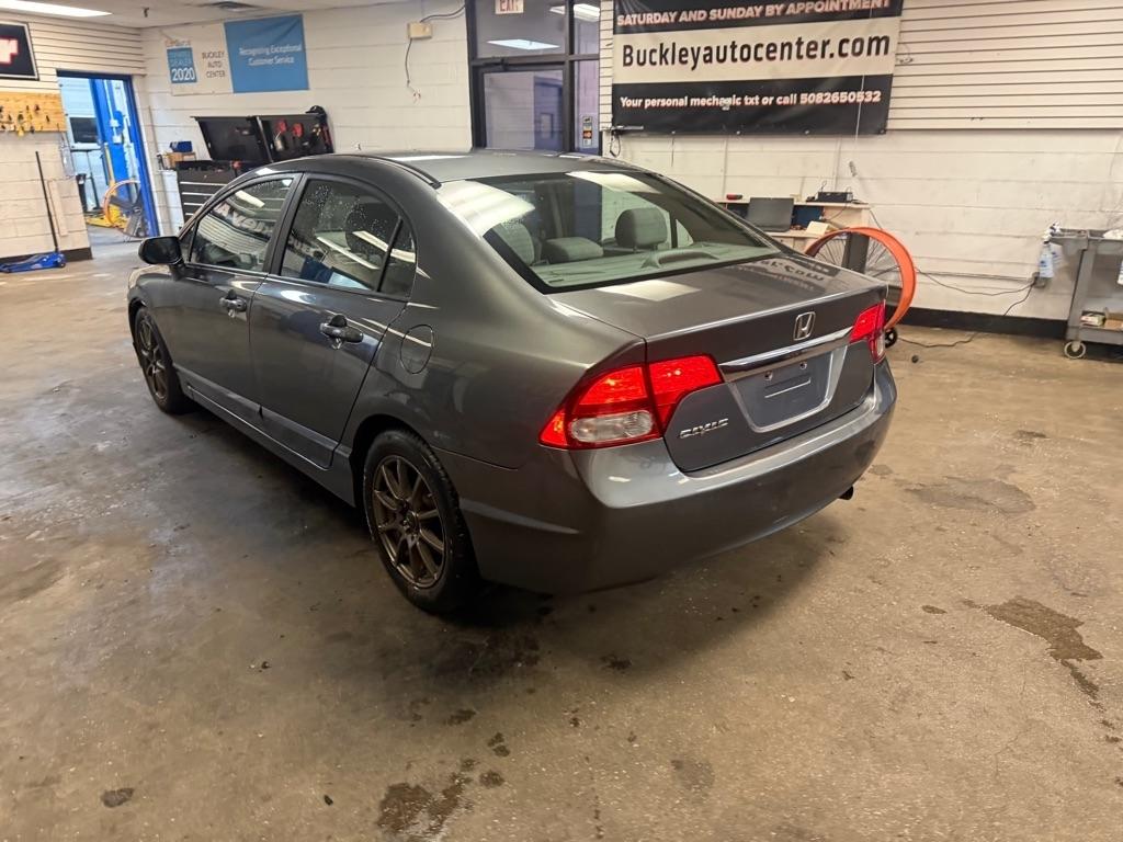 Honda Civic EX Sedan 5-Speed AT 2010
