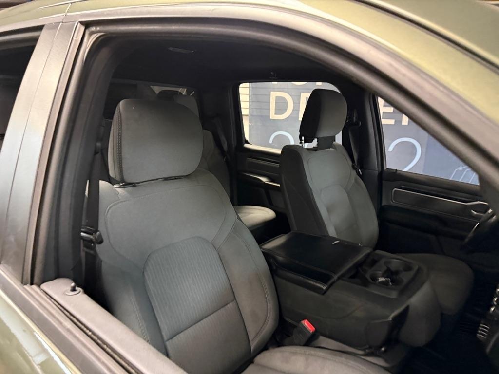 RAM 1500 Big Horn Crew Cab SWB 4WD 2021