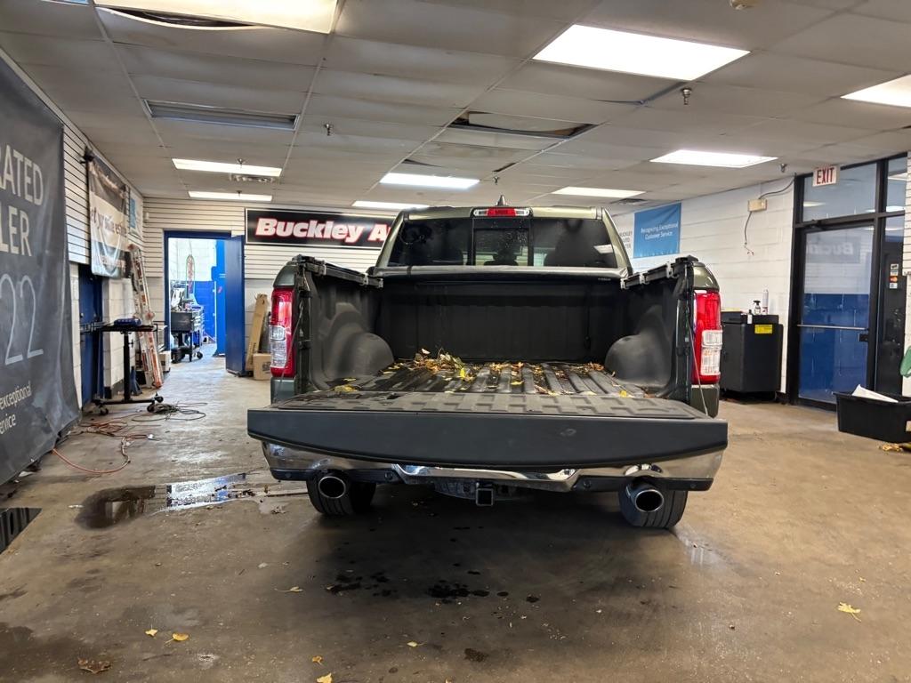 RAM 1500 Big Horn Crew Cab SWB 4WD 2021