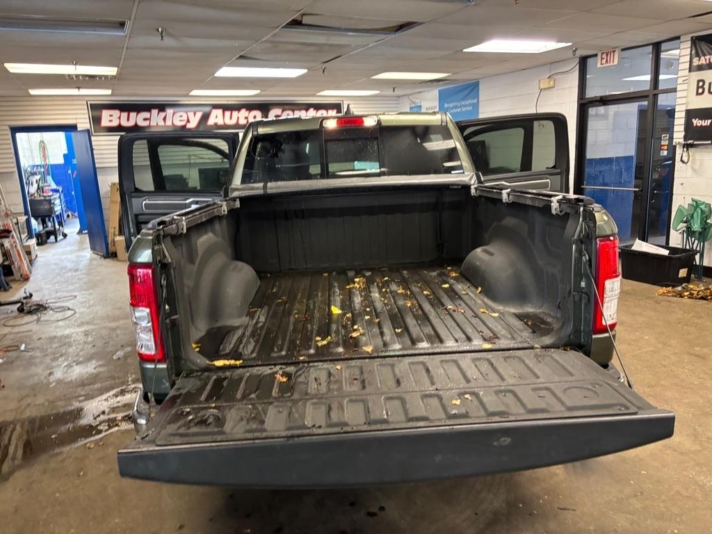 RAM 1500 Big Horn Crew Cab SWB 4WD 2021
