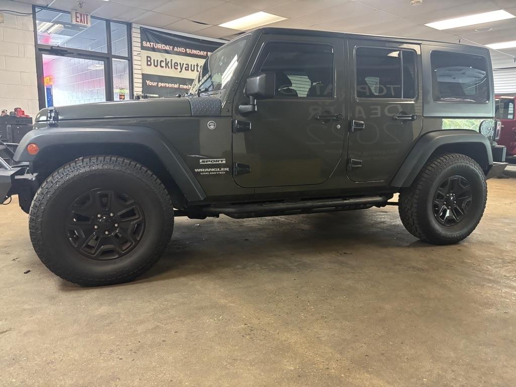 Jeep Wrangler Unlimited Sport 4WD 2015