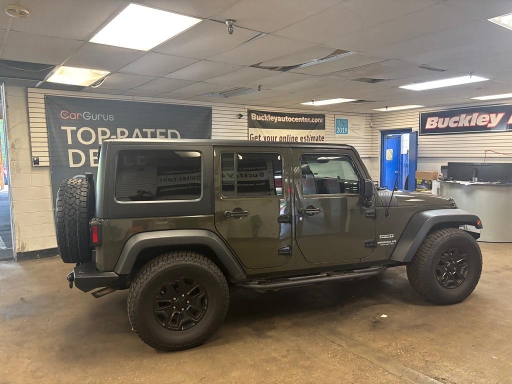 Jeep Wrangler Unlimited Sport 4WD 2015
