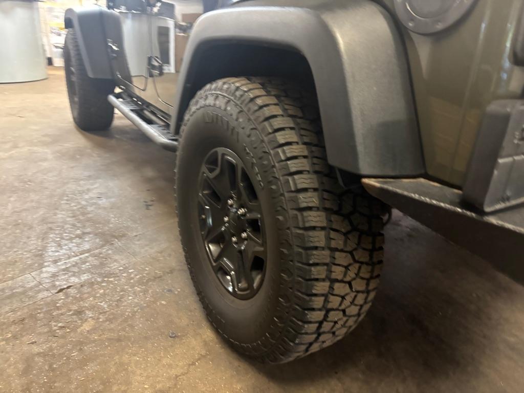 Jeep Wrangler Unlimited Sport 4WD 2015