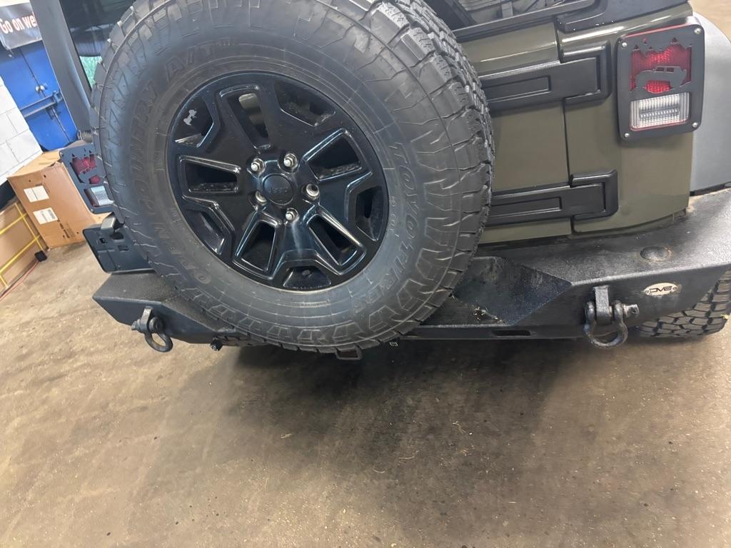 Jeep Wrangler Unlimited Sport 4WD 2015