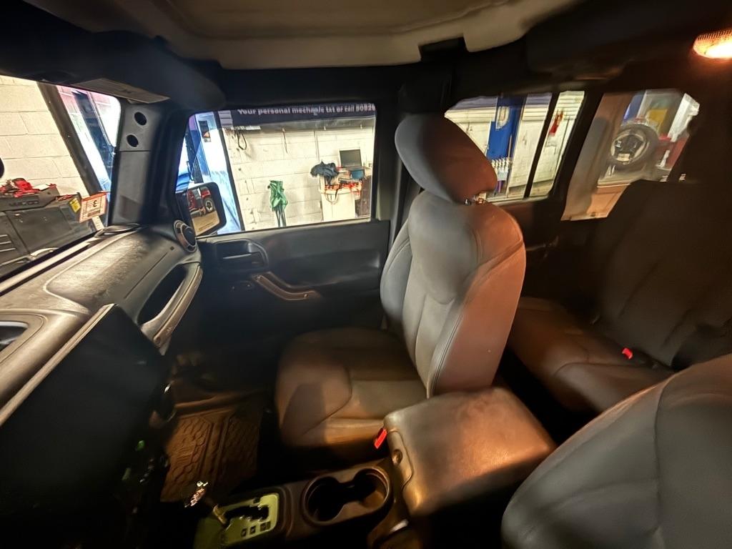 Jeep Wrangler Unlimited Sport 4WD 2015