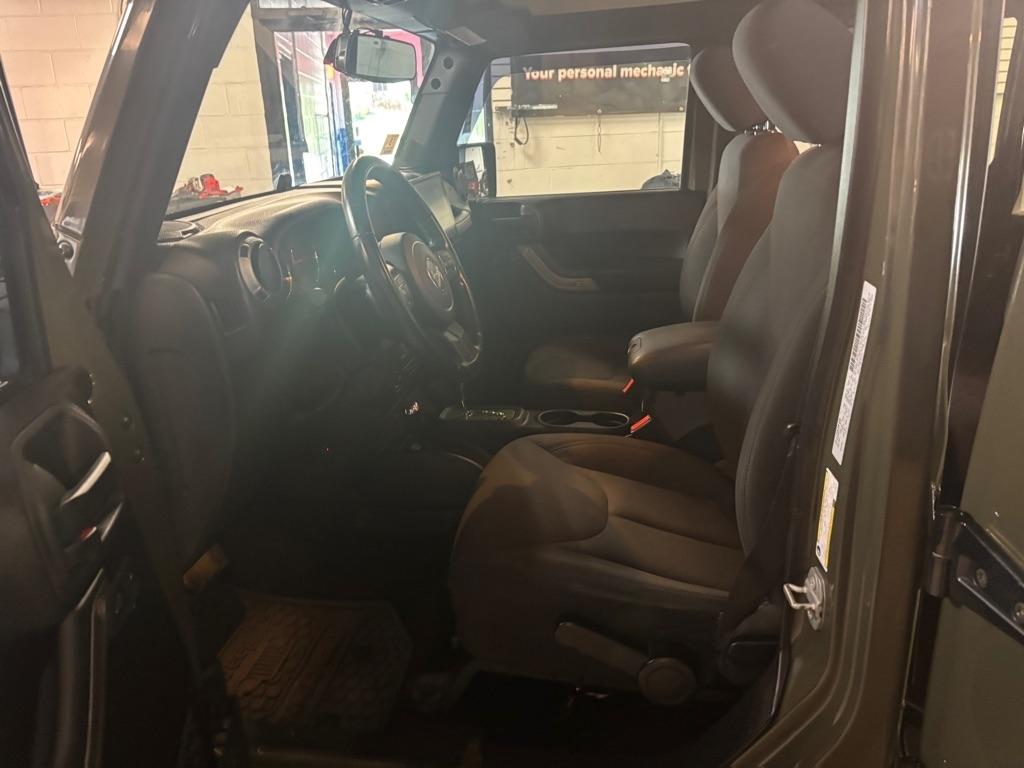 Jeep Wrangler Unlimited Sport 4WD 2015